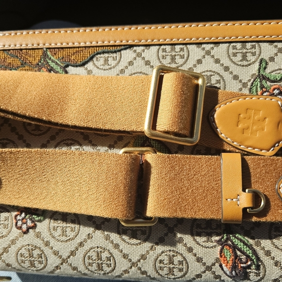 Tory Burch RARE! RARE!🔥🔥 Women's T Monogram Jacquard Embroidered Shoulder Bag - Picture 7 of 9